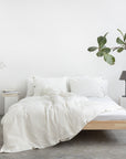 Linen duvet cover in White with coconut buttons - Linen Couture Boutique