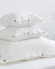 Linen Bedding Set with coconut buttons in White - Linen Couture Boutique